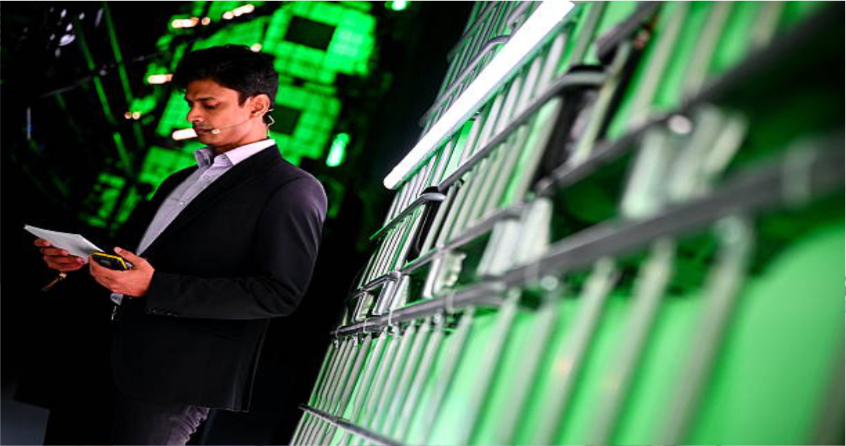 Supervisory Excellence in the Digital Age:  ﻿Leading People, Performance & Productivity  ﻿in a VUCA and AI-Driven Workplace